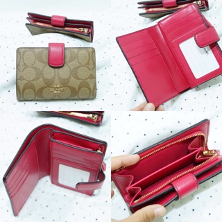 F54023 MEDIUM CORNER ZIP WALLET IN SIGNATURE  IMITATION GOLD/KHAKI BRIGHT PINK