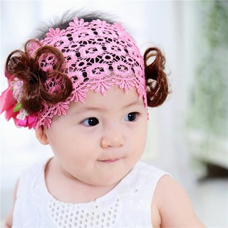ผ้าคาดลูกไม้สีชมพู ปอยผมแต่งโบว์ดอกไม้