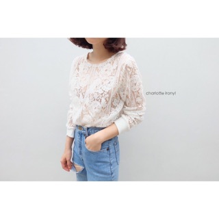 Long sleeve lace top