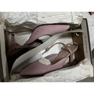 charles &amp; keith 37 แท้100%