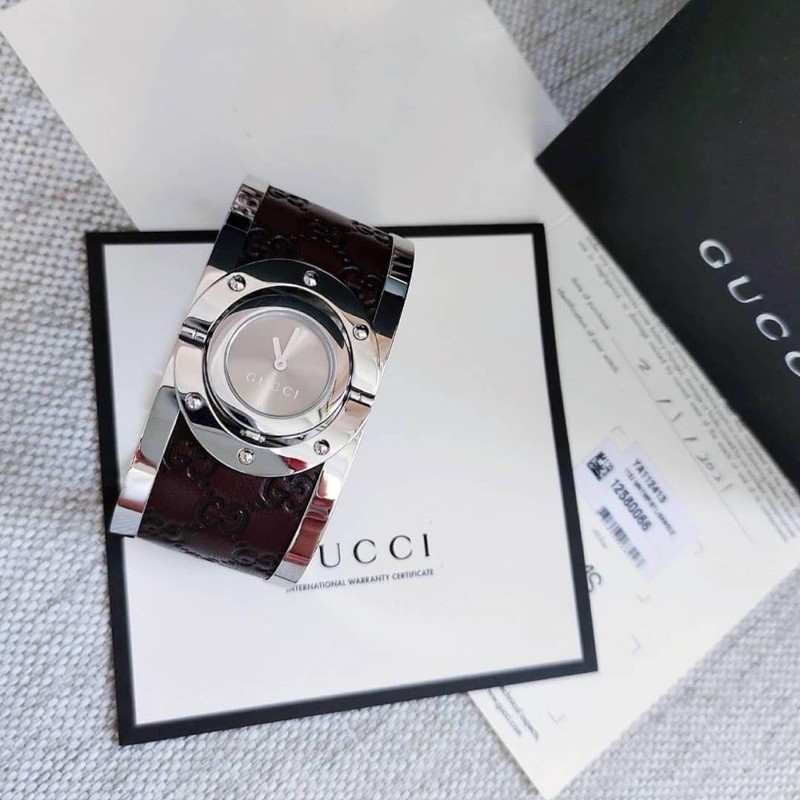 Gucci watch ทรงกำไล น่ารักมากก