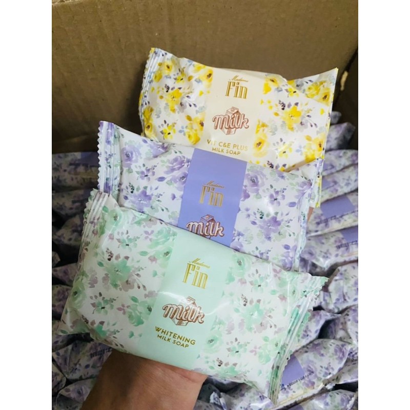 สบู่น้ำนม มาดามฟิน 100g 1ก้อน (ขายคละสี)