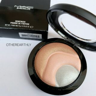 -- พร้อมส่ง -- MAC Mineralize Skinfinish # OTHEREARTHLY