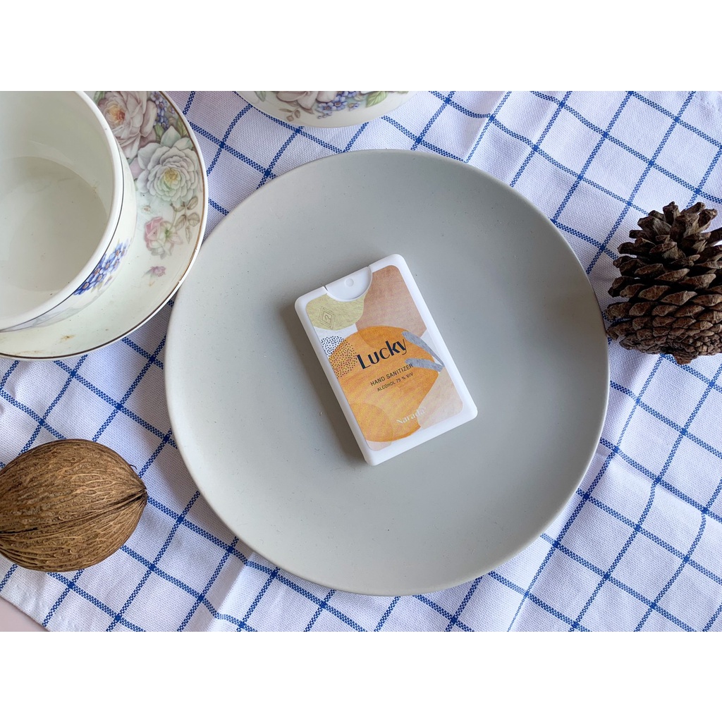 ❤️ สเปรย์แอลกอฮอล์ พกพาสะดวก!!! ถนอมผิว แห้งเร็ว Alcohol Spray 20 ml by NaradaAsia ❤️++20ml การ์ดสีขาว++