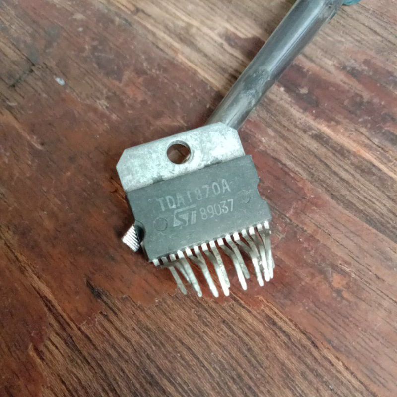 TDA1870A************