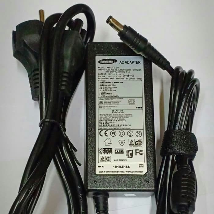 ต้นฉบับ Samsung NP300V3Z NP300V3ZH NP300V3ZI NP300V4A อะแดปเตอร์ชาร์จ