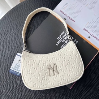 ราคาดี กระเป๋าสะพายไหล่ MLB Hobo Shoulder bag