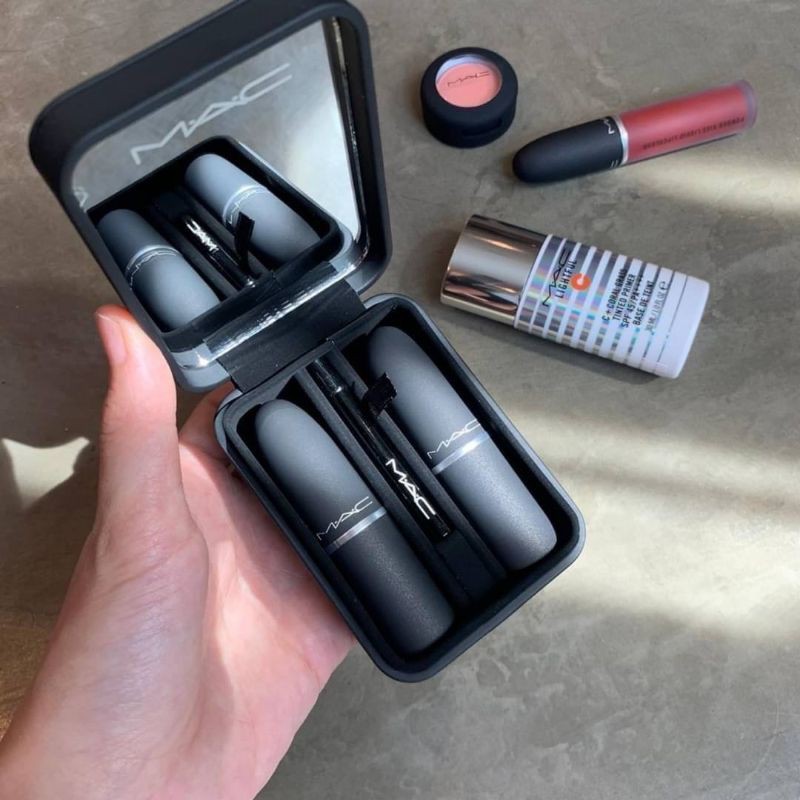 Mac Lipstick Case with Lip Brush ❤️ กล่องใส่ลิปสติกและแปรงทาปาก