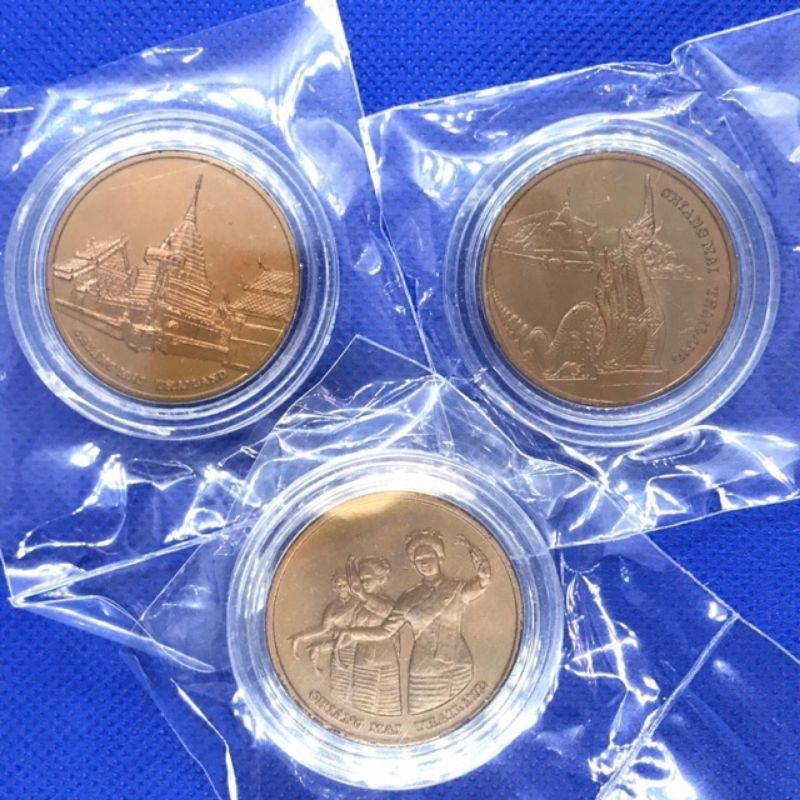 ชุด 3 เหรียญทองแดงที่ระลึก กีฬาซีเกมส์ครั้งที่ 18 ปี ค.ศ.1995 ที่เชียงใหม่ ขนาด 3.5 ซม พร้อมตลับ หายาก