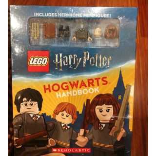 Lego harry potter hogwarts handbook หนังสือแฮร์รี่ พอตเตอร์ แถมฟิกเกอร์ เฮอร์ไมโอนี่ในเล่ม