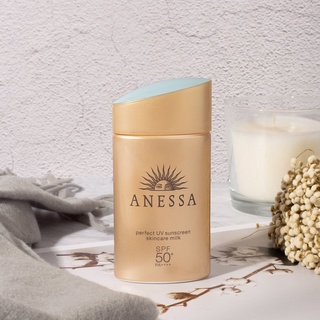 Anessa Shiseido  กันแดดสูตรน้ำนม  Perfect UV Sunscreen Skincare Milk SPF 50+ PA++++  เนื้อบาเบา ปกป้องแสงแดด