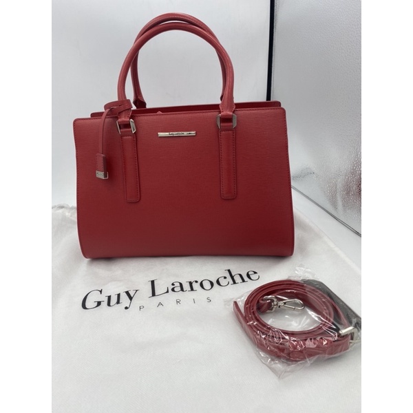 Guy Laroche กระเป๋าสะพายทรงสี่เหลี่ยม สีแดง กระเป๋าถือ 🔥ด่วน🔥ราคานี้มีใบเดียว กีลาโลช แท้ 💯% กระเป๋า