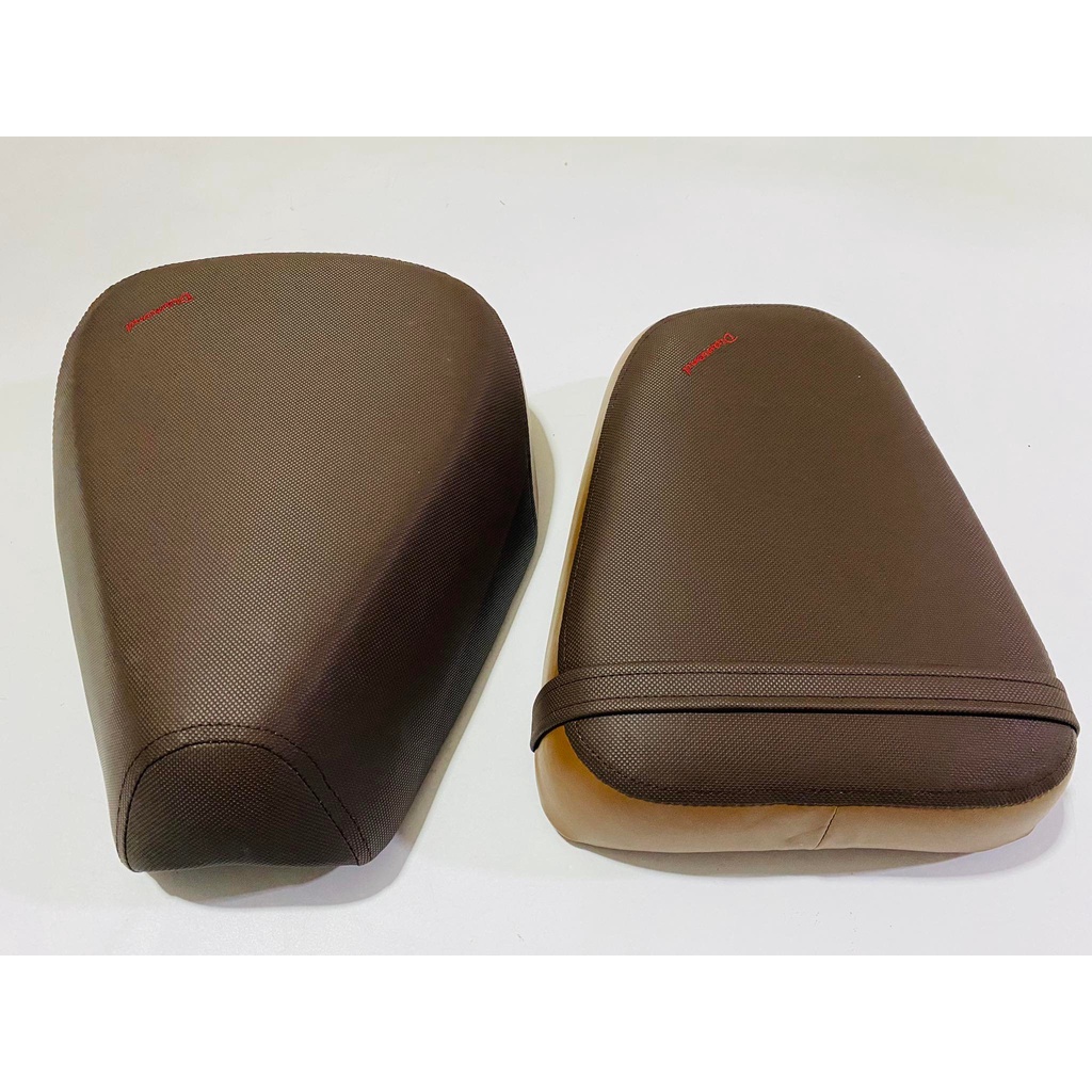 เบาะดรีมซูปเปอร์คลับ 2018 หน้า+หลัง 2 ท่อน รุ่นไฟกลม สีน้ำตาล/ดำ A9