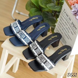 D551 รองเท้าส้นตัน หนังนิ่ม ใส่สบาย หน้าเท้ากว้างใส่ได้