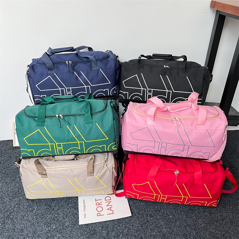 Adidas ของแท้ 100% กระเป๋าเดินทาง น้ําหนักเบา แบบพกพา ความจุเยอะ อเนกประสงค์ สําหรับผู้ชาย และผู้หญิง เหมาะกับการเล่นกีฬา เข้ายิม