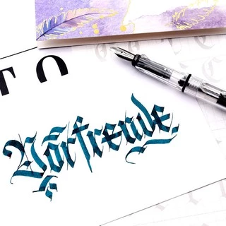 ปากกาเขียนตัวอักษร Duckbill Gothic ปากกาหมึกซึม สำหรับคัดลายมือ 1ชิ้น