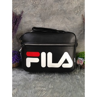 FILA CROSSBODY BAG กระเป๋าสะพายทรงเหลี่ยม สามารถสะพายไหล่ และ crossbody