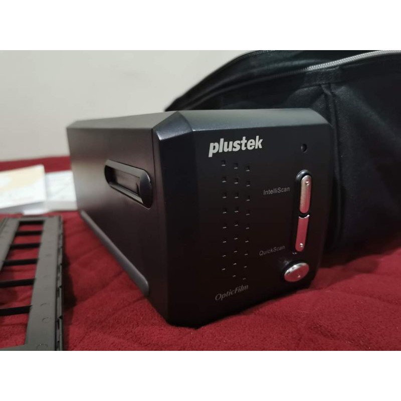 Plustek 8200i Ai เครื่องสแกนฟิล์ม