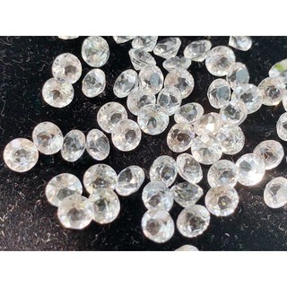 5.0mm. พลอยไวท์โทปาสกลมเจียรเหลี่ยม ราคาเม็ดละ 50 บาท