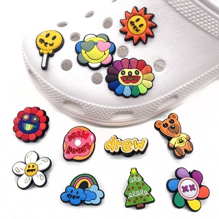 อุปกรณ์เสริมหัวเข็มขัด รูปดอกไม้ สําหรับตกแต่งรองเท้า Crocs Jibbitz Zhibixing Card Luo Chi Diy