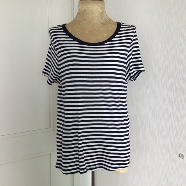 Zara เสื้อยืดลายขวาง Size L