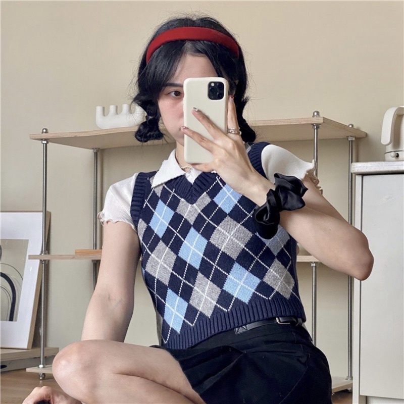 เสื้อไหมพรมคอวี Knit vest 🧜🏻‍♀️