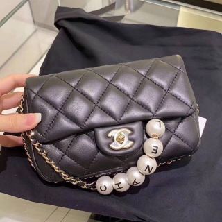 กระเป๋า Chanel ชนช๊อป