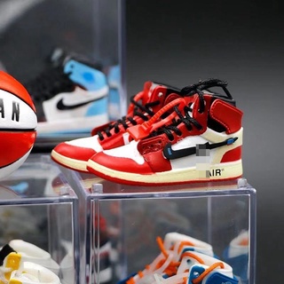 [พร้อมส่ง] พวงกุญแจ รูปรองเท้า 3D aj1 พร้อมกล่อง ขนาดเล็ก aj1 สําหรับเป็นของขวัญ