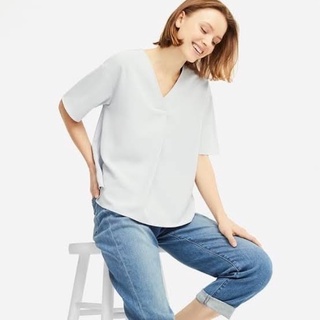 เสื้อ UNIQLO แท้💯 (อก F-37”)