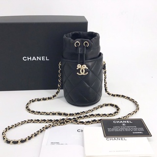 Chanel Vanity Crossbody ( Super Like New! 98%) Holo315