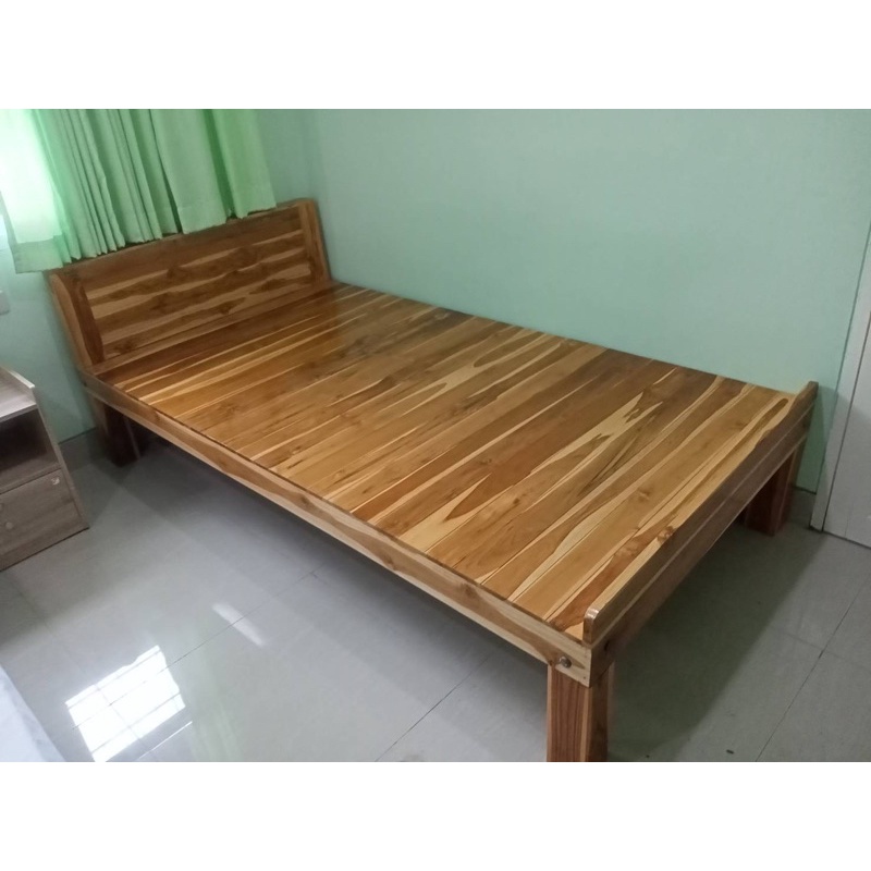 เตียงหัวทึบ 4-5 ฟุต ไม้สักแท้100%((ส่งฟรียกเว้นภาคใต้มีค่าจัดส่ง)