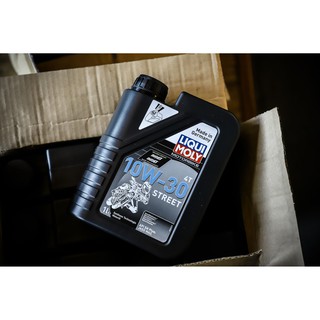 Mr.Balon น้ำมันเครื่อง LIQUI MOLY 10W-30 สำหรับ New Lambretta รุ่น V125, V200