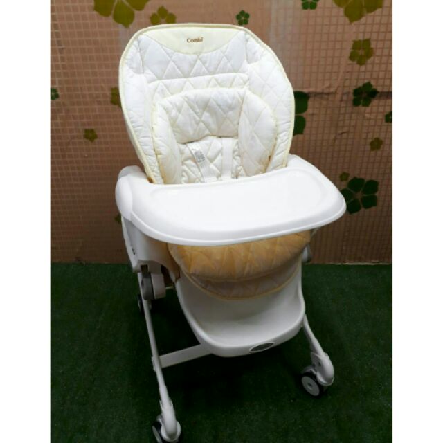 ไฮแชร์combi รุ่นFealetto Auto Swing