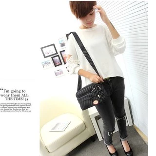 (ใส่โค้ดลดเพิ่ม MMS15BAG) Fashion handbag กระเป๋าสะพายผ้าใบ สำหรับผู้หญิง มีหลายช่องT-797