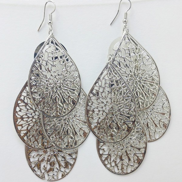 Nicha ต่างหูใบเงิน