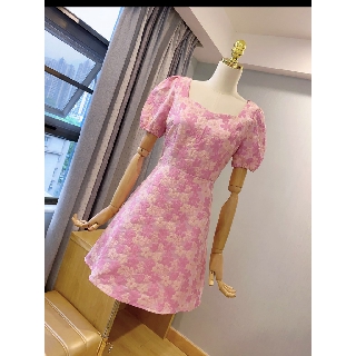 Floral Sweetheart Neck Dress - Pink เดรสลายดอกไม้ ชุดออกงาน