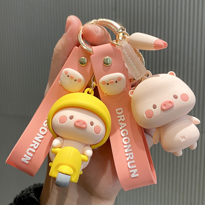 พวงกุญแจ จี้ตุ๊กตาหมูน่ารัก สามมิติ เหมาะกับขี่รถจักรยานยนต์ สําหรับตกแต่งกระเป๋า