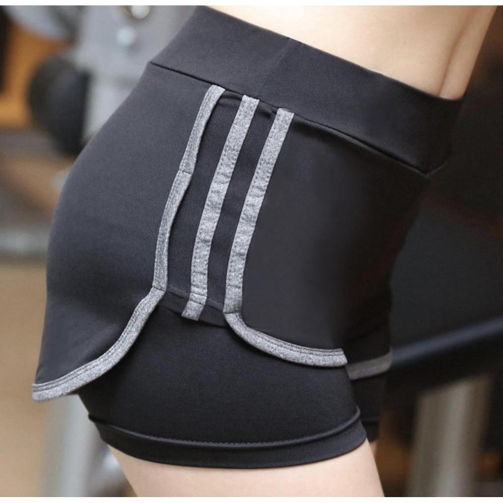 FASHION SPORTS กางเกงขาสั้นออกกำลังกาย วิ่ง/ฟิตเนสASHION SPORTS กางเกงขาสั้นออกกำลังกาย วิ่ง/ฟิตเนส