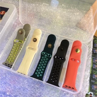 กล่องแบ่งช่อง 5 ช่อง ใส่สาย Smart Watch ได้ รุ่น TFS-005 ( กว้าง x ยาว x สูง ): 12 x 18.8 x 3 cm