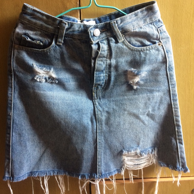 กระโปรงยีนส์ Hofstore 😬
