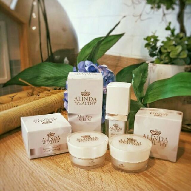ALINDA WEALTHY  "NIGHT CREAM" Essential Power Cream