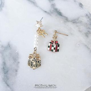 Chrismas Gift Box Nickel Free Cute Earrings : ต่างหู ตุ้มหู เกาหลี กล่องของขวัญ น่ารัก ไม่แพ้ สำหรับ ผิวแพ้ง่าย