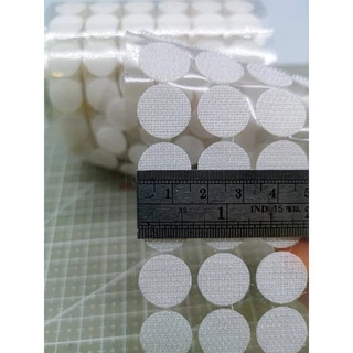 พร้อมส่ง ตีนตุ๊กแก มีกาวในตัว ทรงกลม ทุกขนาด1,2, 1.5, 2, 2.5, และ 3 cm สีขาว อุปกรณ์diy