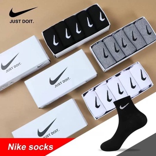 Nike ถุงเท้ากีฬา sock ถุงเท้าข้อกลาง ถุงเท้าทำงาน แบบ ไม่ มีกันลื่น（1กล่องมี 5 คู่）