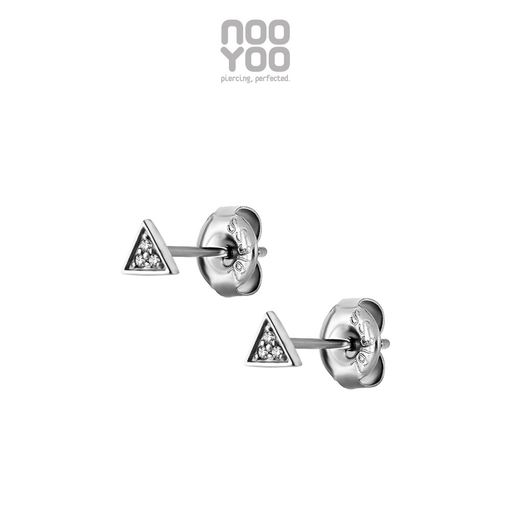 NooYoo ต่างหูสำหรับผิวแพ้ง่าย Tiny Triangle with Crystal