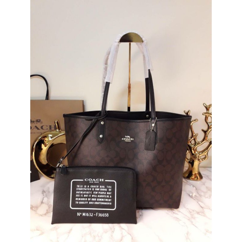 กระเป๋า Coach Tote แท้ outlet สีน้ำตาล ดำ กลับด้านใช้ได้ 2 สี ใบใหญ่ สุดฮิต ผู้หญิง