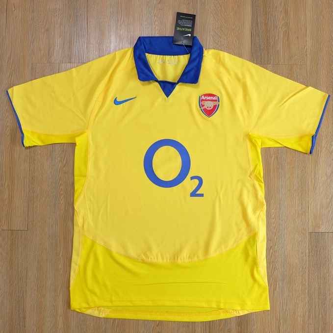 เสื้อบอลย้อนยุค อาร์เซนอล Arsenal ปี 2003 เกรด AAA