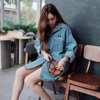 เสื้อยีนตัวยาวปักลายmickyเข้าใหม่
