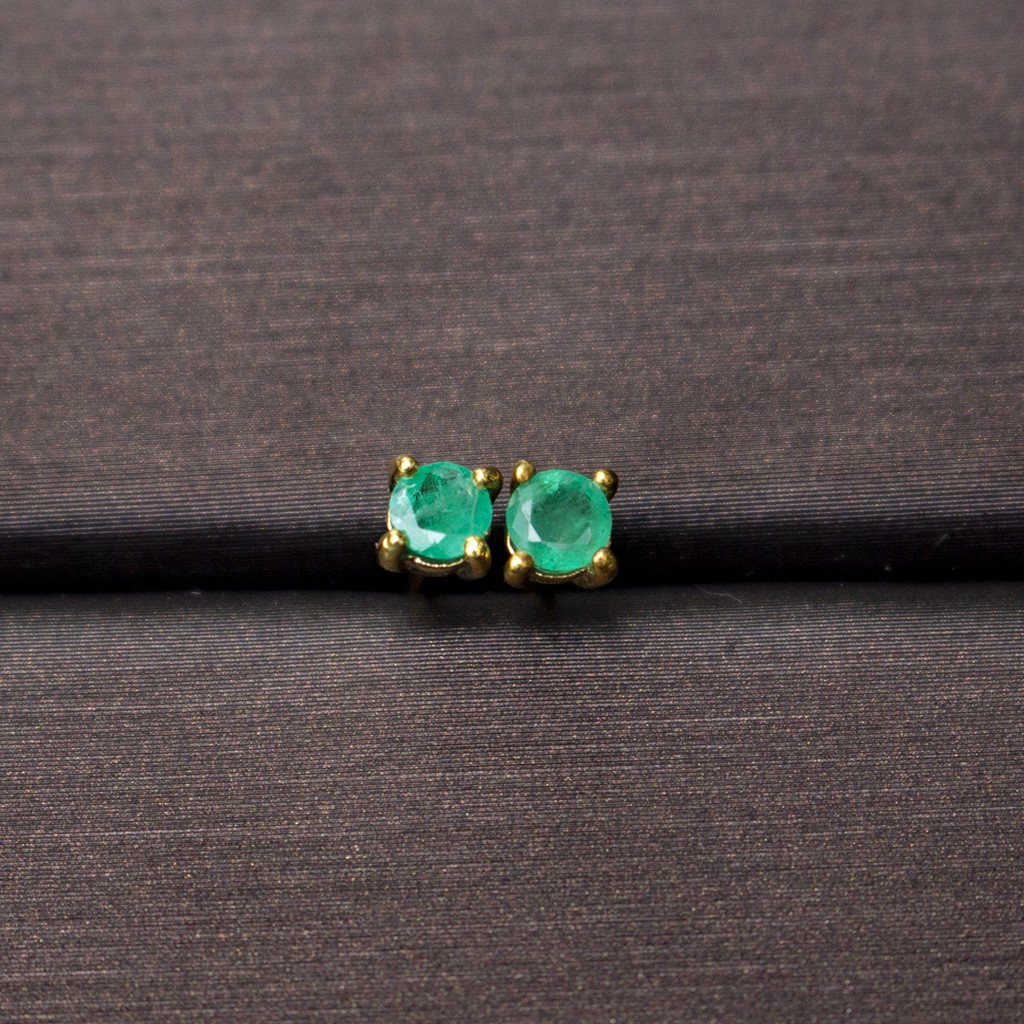 ต่างหูพลอยมรกตโคลัมเบีย(Emerald) เรือนเงินแท้ 92.5% พลอยขนาด 3 มิล พลอยแท้ จากประเทศโคลัมเบีย