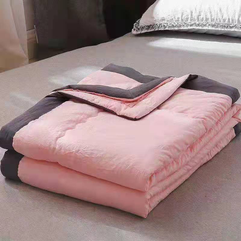 พร้อมส่ง!! ผ้าห่มเกรดพรีเมี่ยม ห่มสบาย นุ่ม ลื่น สไตล์ญี่ปุ่น ขนาด170*200ซม. ใช้งานได้ทุกฤดู